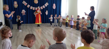 Масленица гуляла, пела да играла! Масленица гуляла, пела да играла!.