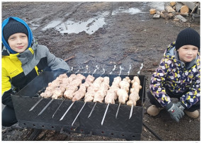 «День семейных добрых дел – передаём опыт из поколения в поколение» «День семейных добрых дел – передаём опыт из поколения в поколение».
